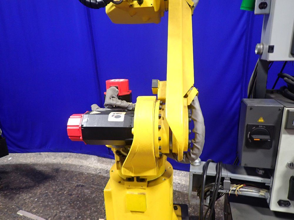 Fanuc Robot - M-16i