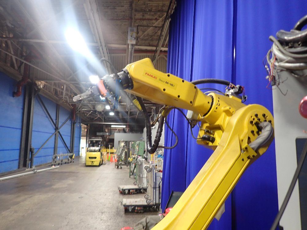 Fanuc Robot - M-16i