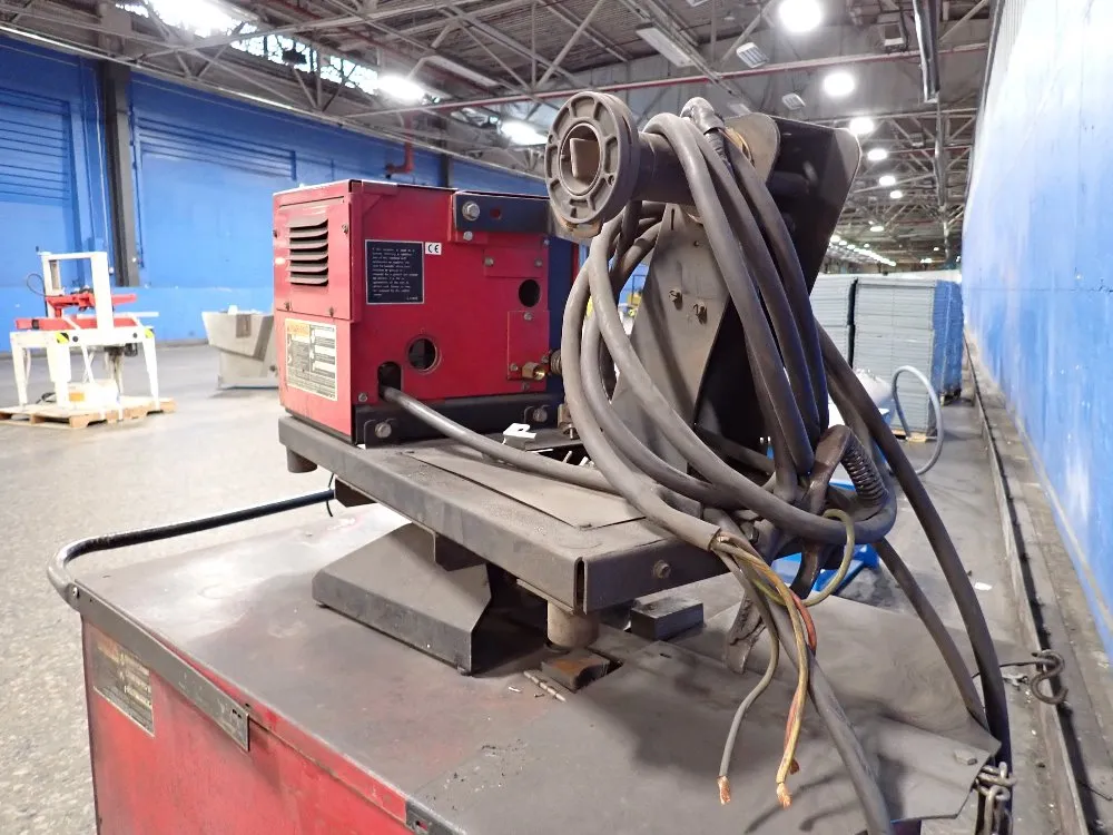 Lincoln Electric 400 Amps Welder - Cv-400