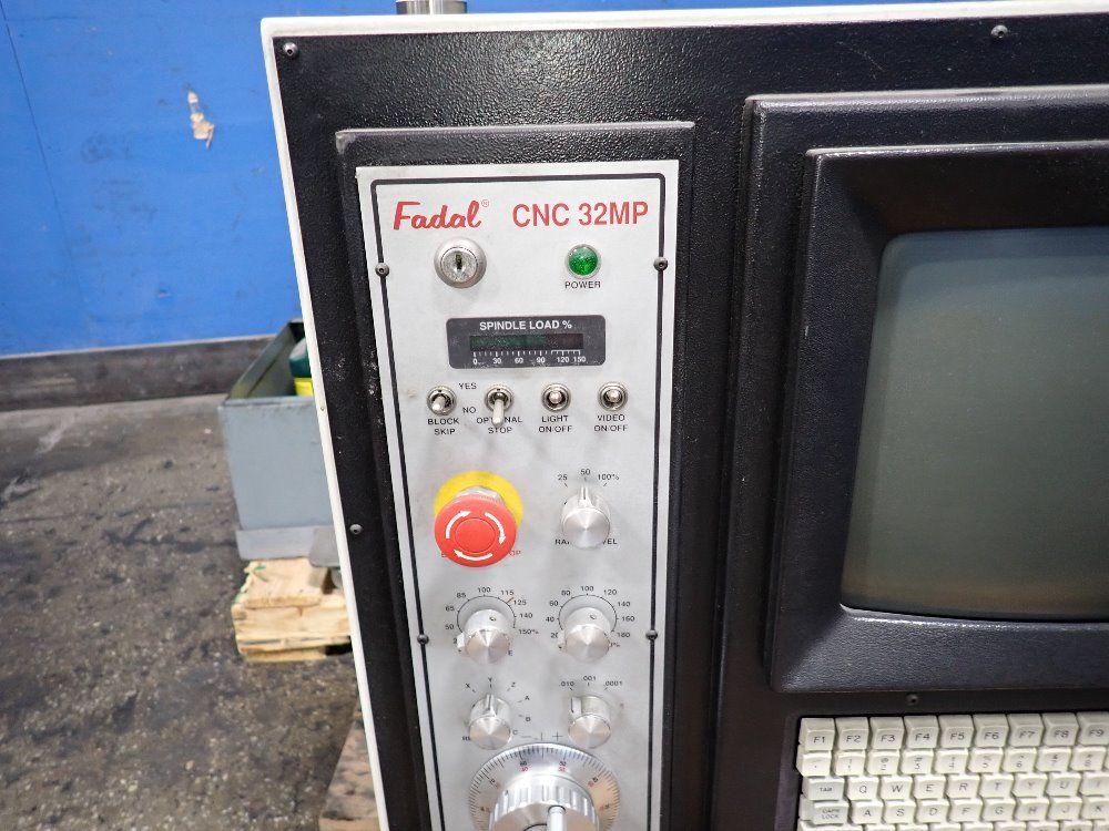 Fadal 16" X 39 1/2" Cnc Vmc - 904-1
