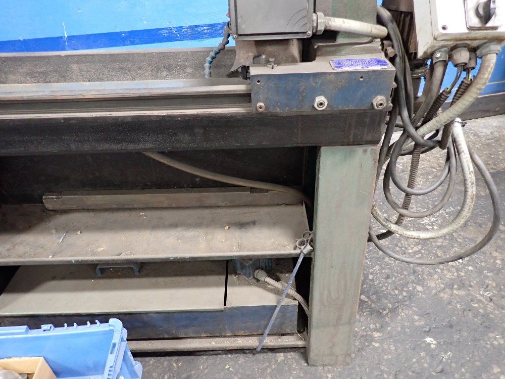 Moons Horizontal Weld Saw