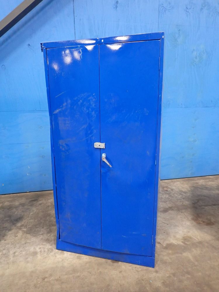 Tennsco 5 Shelve 2 Door Cabinet