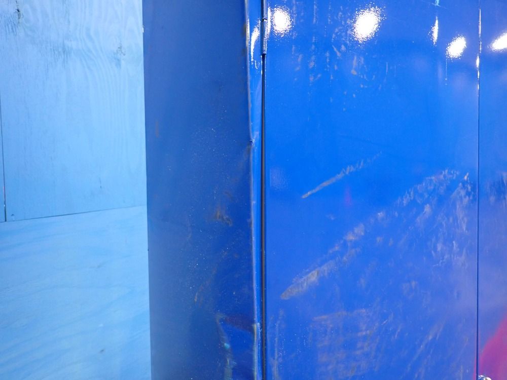 Tennsco 5 Shelve 2 Door Cabinet