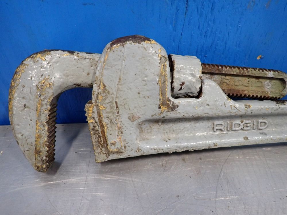 Rigid 38" Heavy Duty Pipe Wrench