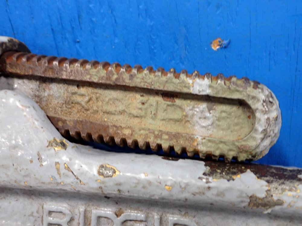 Rigid 38" Heavy Duty Pipe Wrench