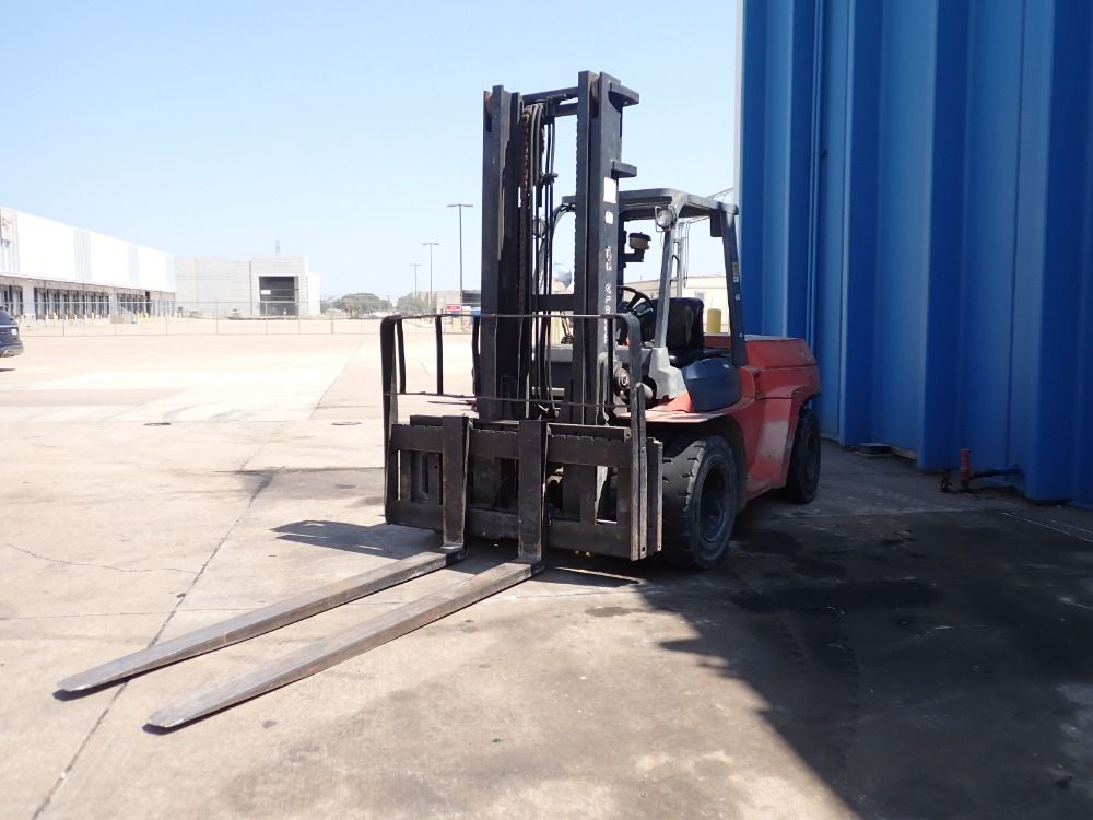 Toyota 15,000 Diesel Forklift - 7fdu80