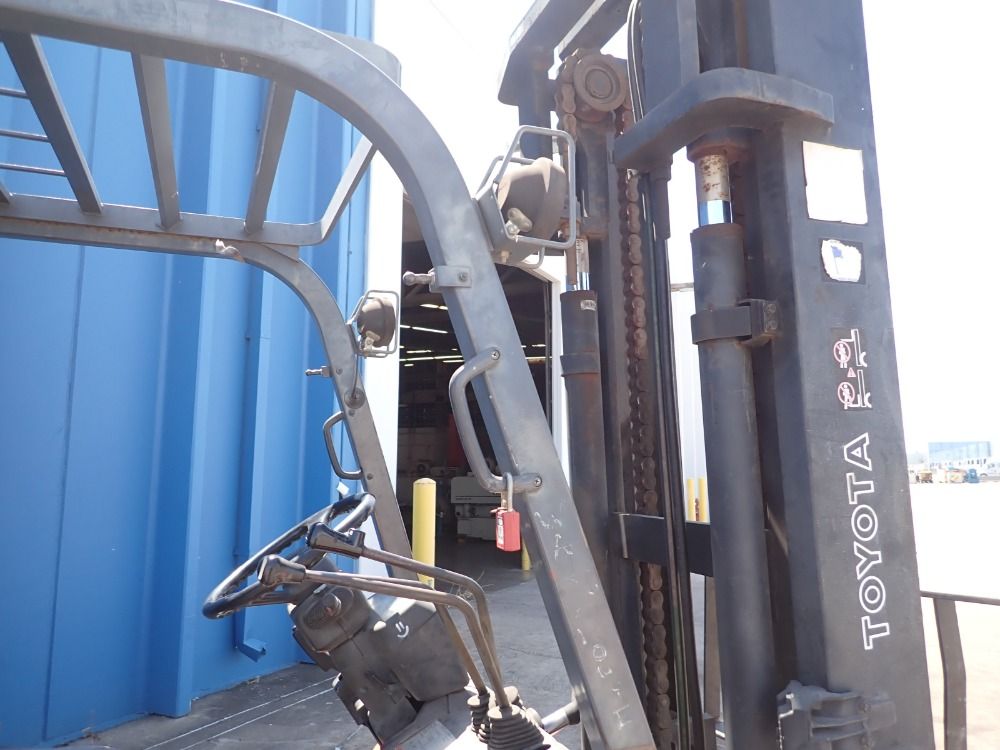 Toyota 15,000 Diesel Forklift - 7fdu80