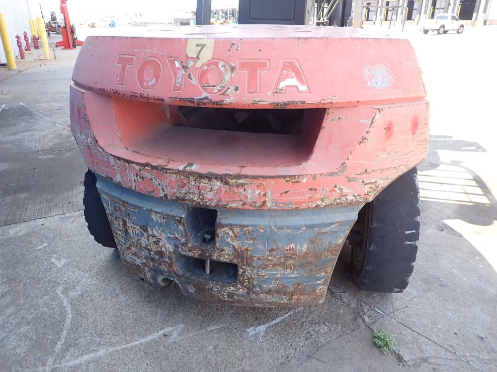 Toyota 15,000 Diesel Forklift - 7fdu80