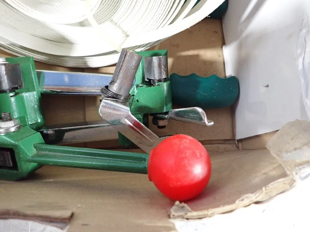 Harbor Freight Strapping Tool Set - 42661