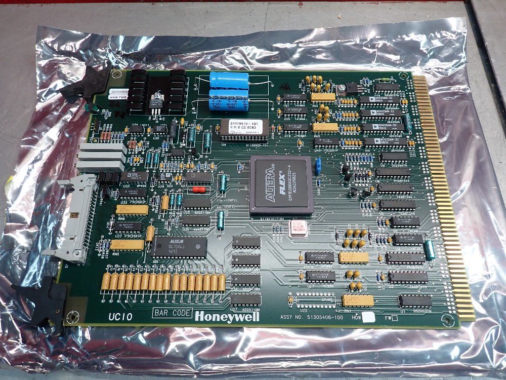 Honeywell 51305406-100 Dcs Board Ucio Module - 51305406-100