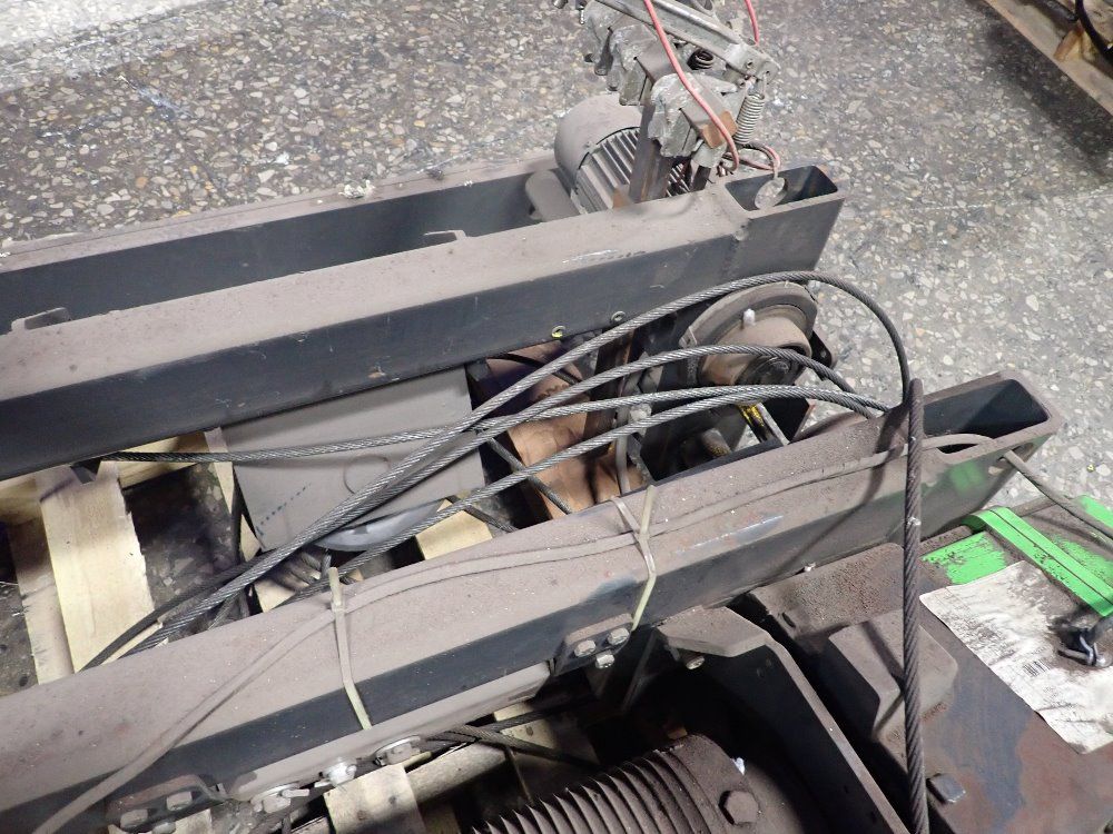 Stahl 1 1/4 Tons Electric Cable Hoist - Sh4008-204/il3