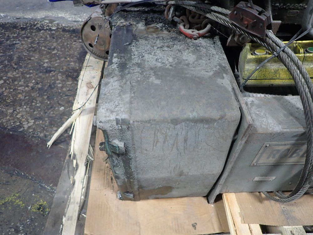 Robbins & Myers 5 Tons Electric Cable Hoist