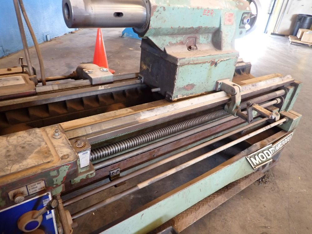 Kingston 118x20 Lathe - Hr2000