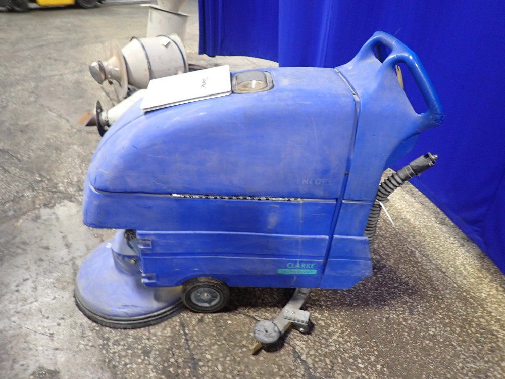 Clarke Floor Sweeper - Encore 520/l20