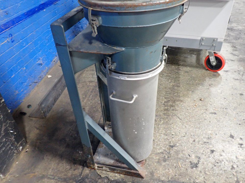 Conair 14" Dia X 16" Hopper