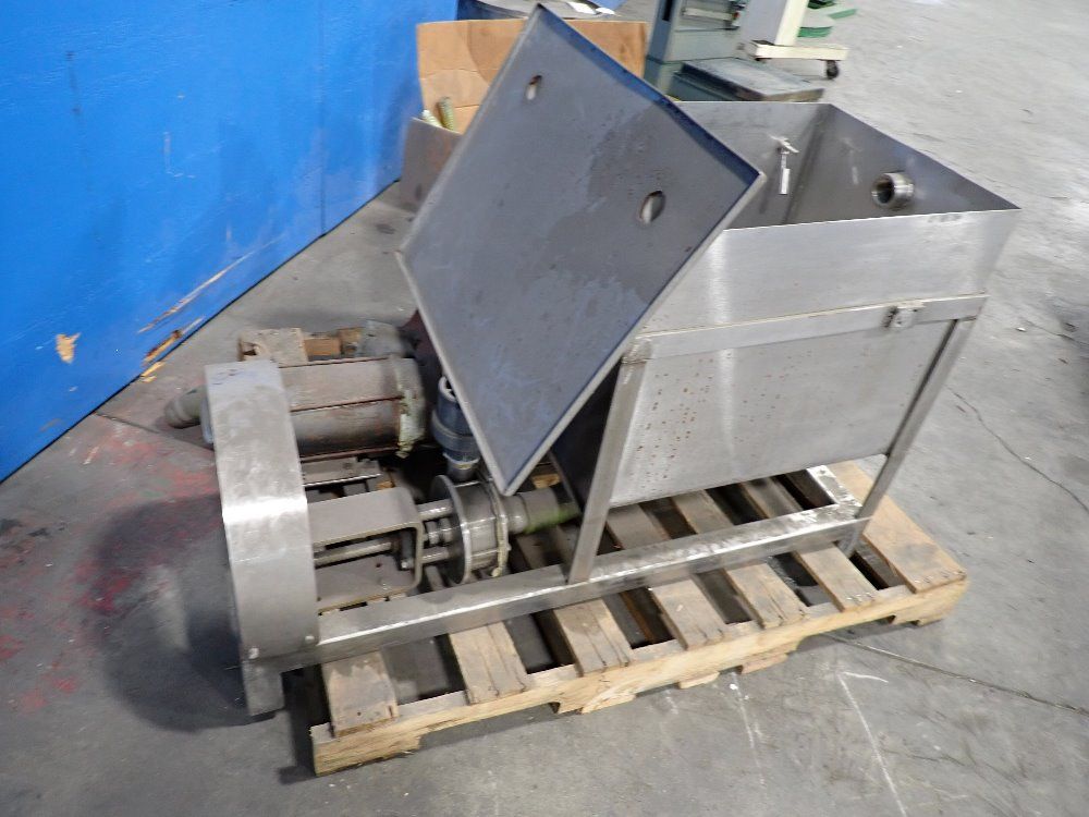 .75 Hp Holding Tank W Drain Tubes