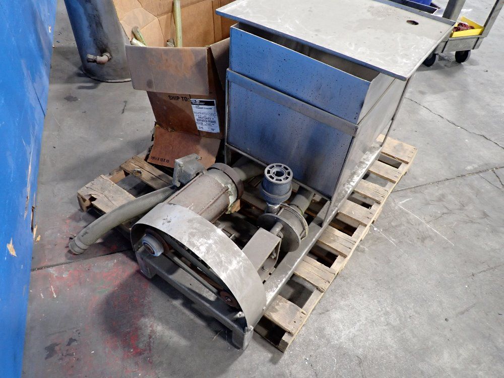 .75 Hp Holding Tank W Drain Tubes