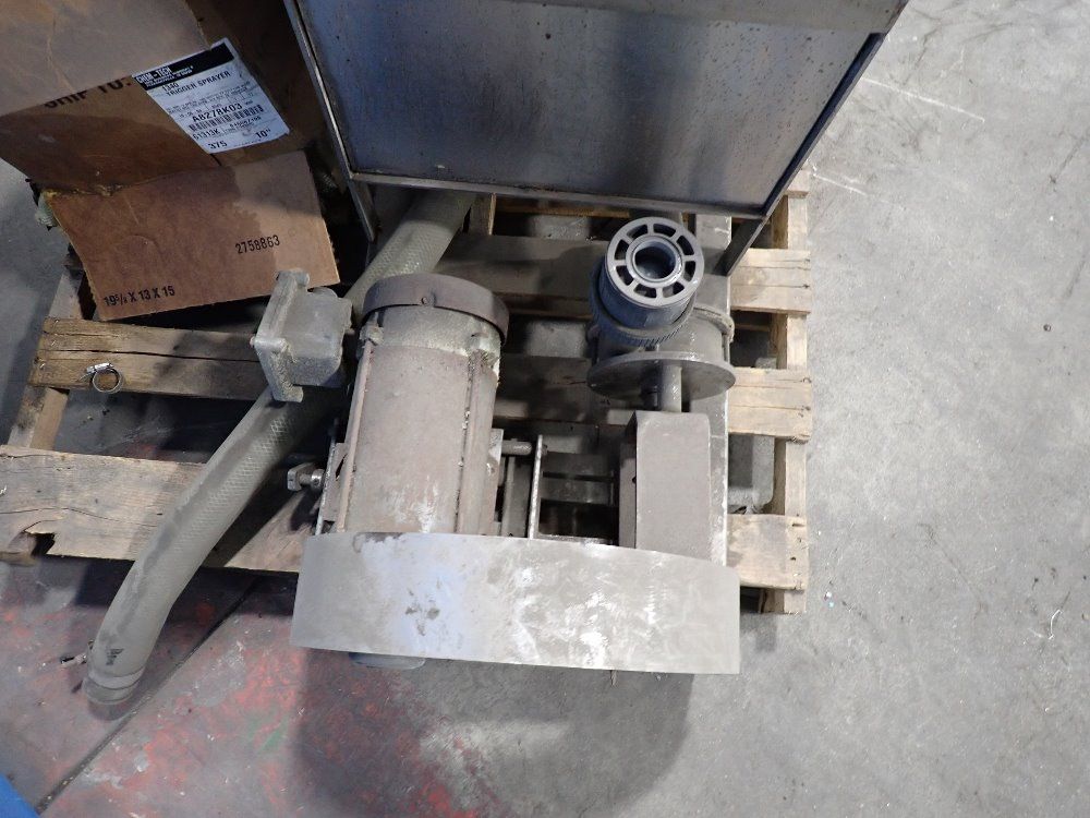 .75 Hp Holding Tank W Drain Tubes