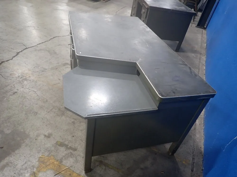 The General Fireproofing Co. 4 Drawers Steel Work Desk