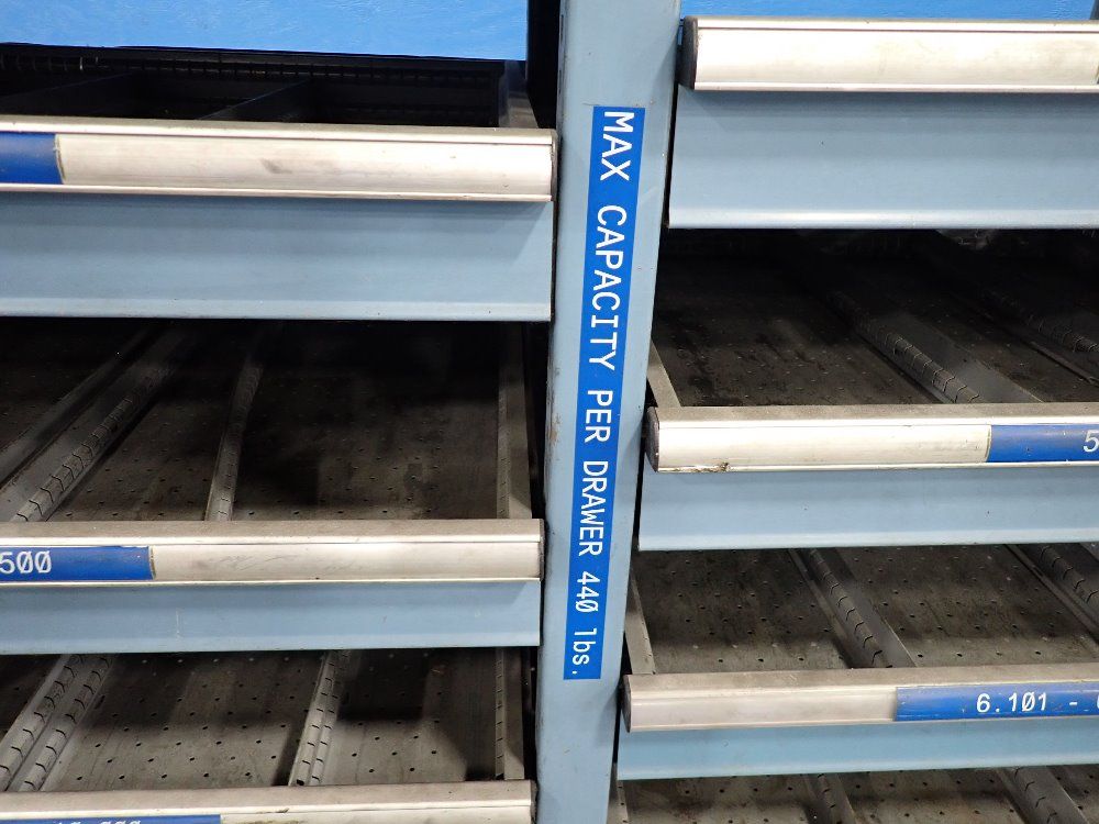 14 Drawers Shelving Unit W/drawers