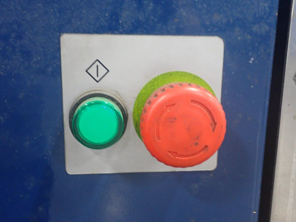 Polychem Plastic Strapping Systems Strapping Machine - Sv5000s