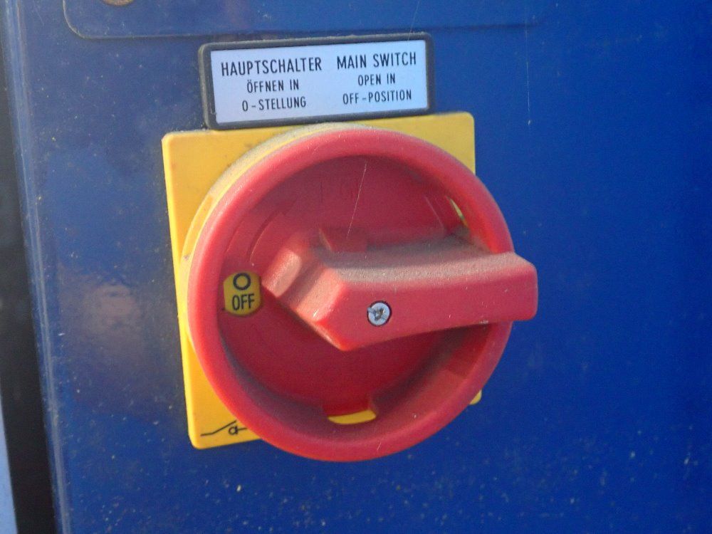 Polychem Plastic Strapping Systems Strapping Machine - Sv5000s