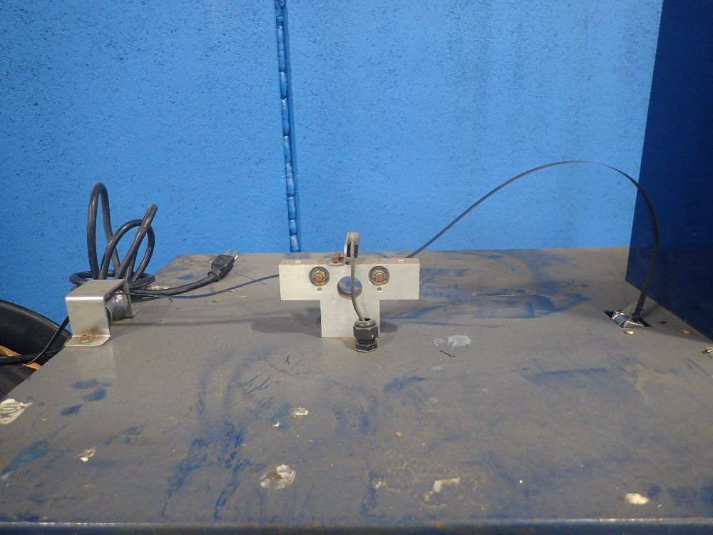 Polychem Plastic Strapping Systems Strapping Machine - Sv5000s