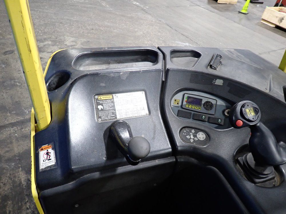 Hyster 3800 Lbs Electric Forklift - E40hsd2-18