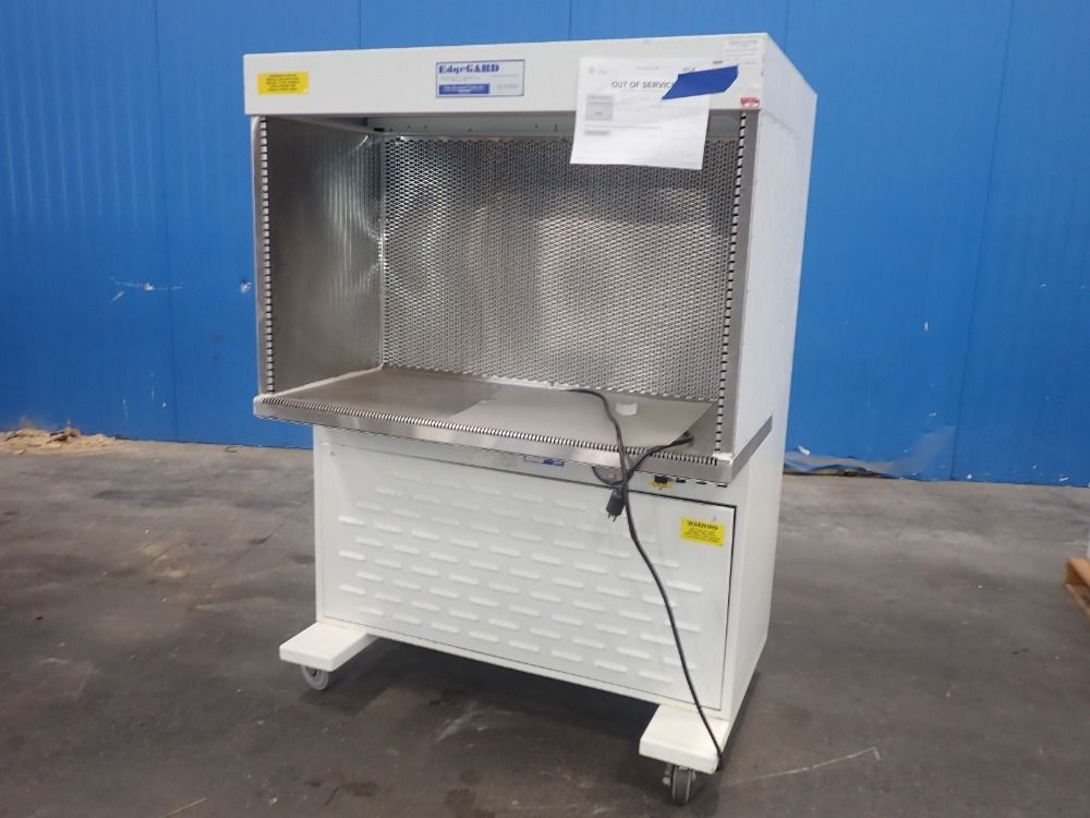 Edgegard Horizontal Flow Hood