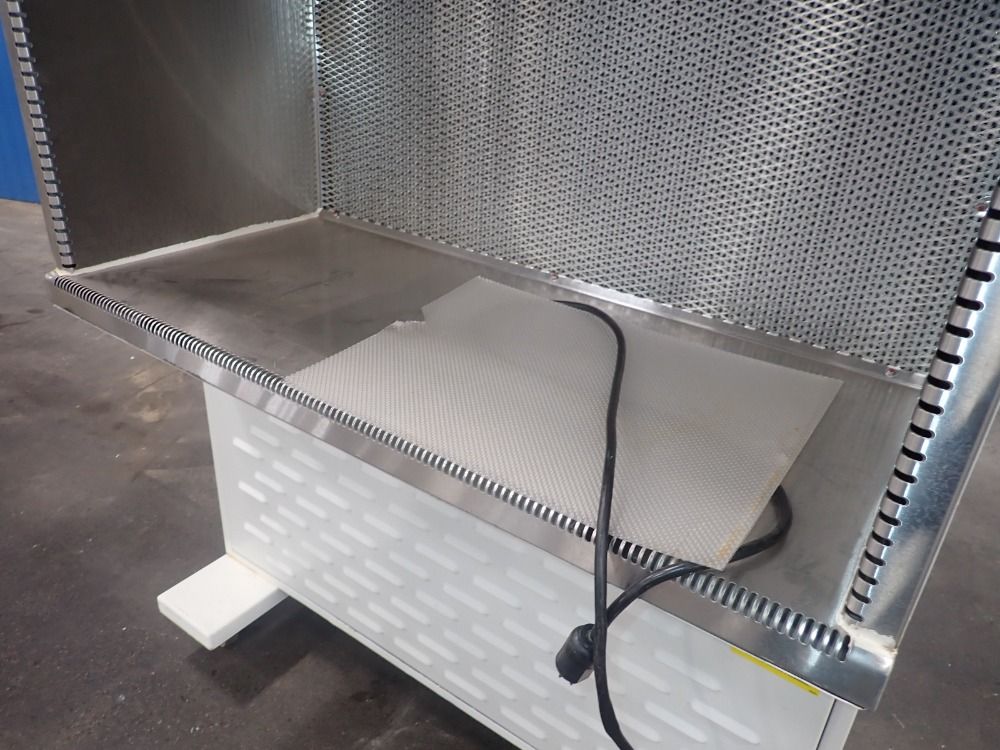 Edgegard Horizontal Flow Hood