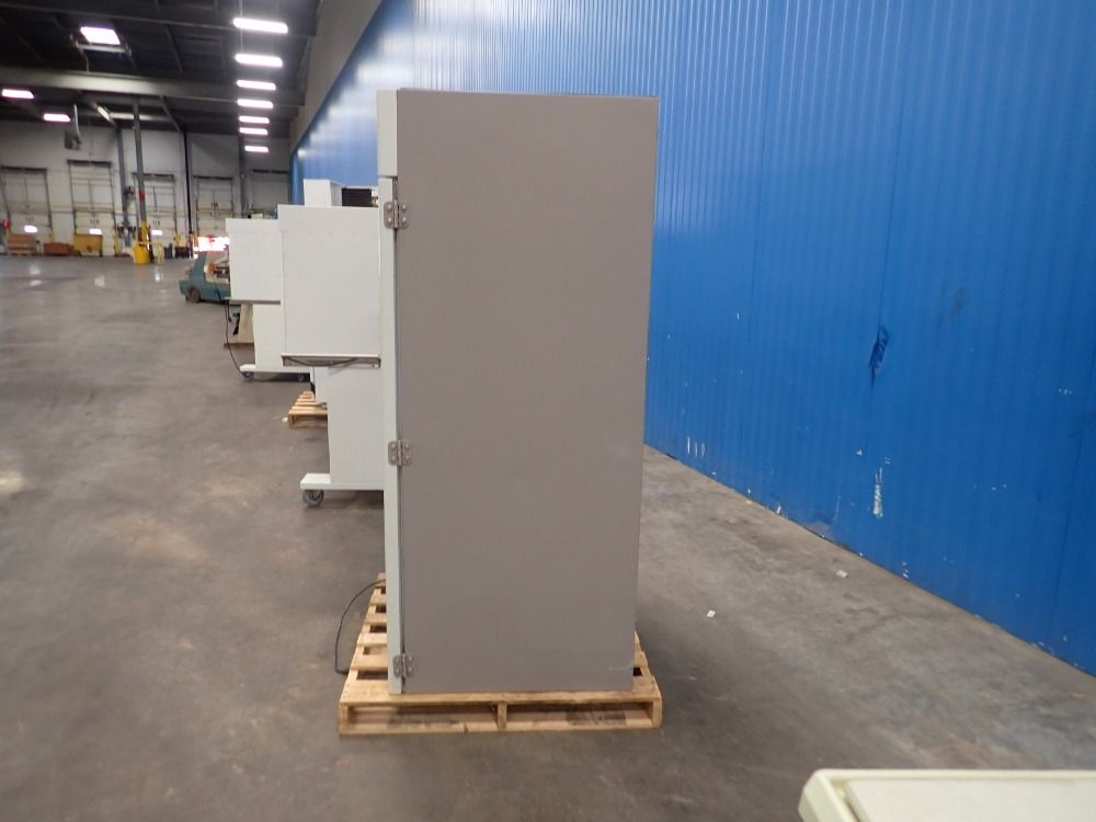 Vwr Incubator - 1915a