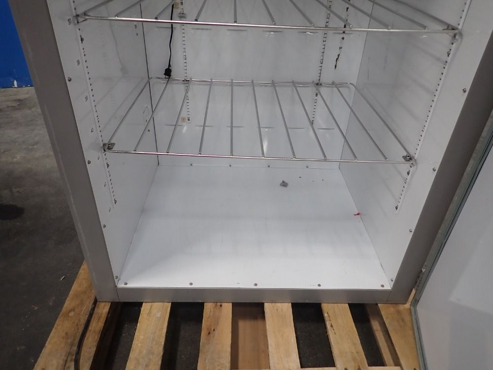 Vwr Incubator - 1915a