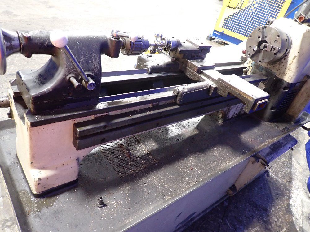 Harrison 14" X 32" Gap Bed Lathe - 13h-hp