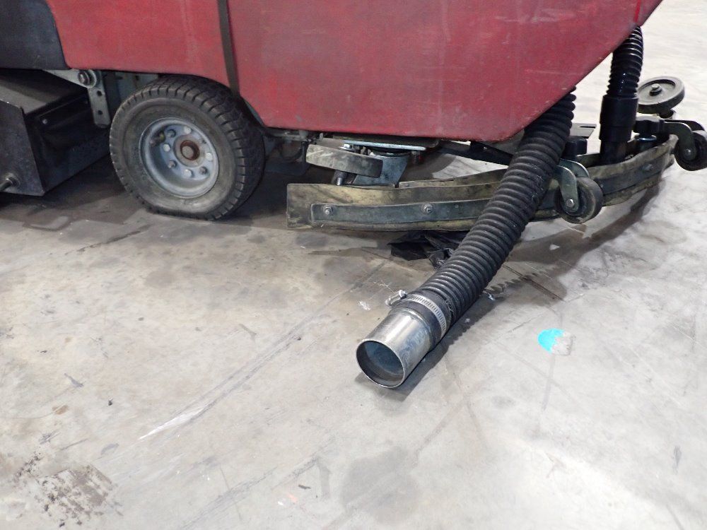 Factory Cat 30" Floor Scrubber - 26