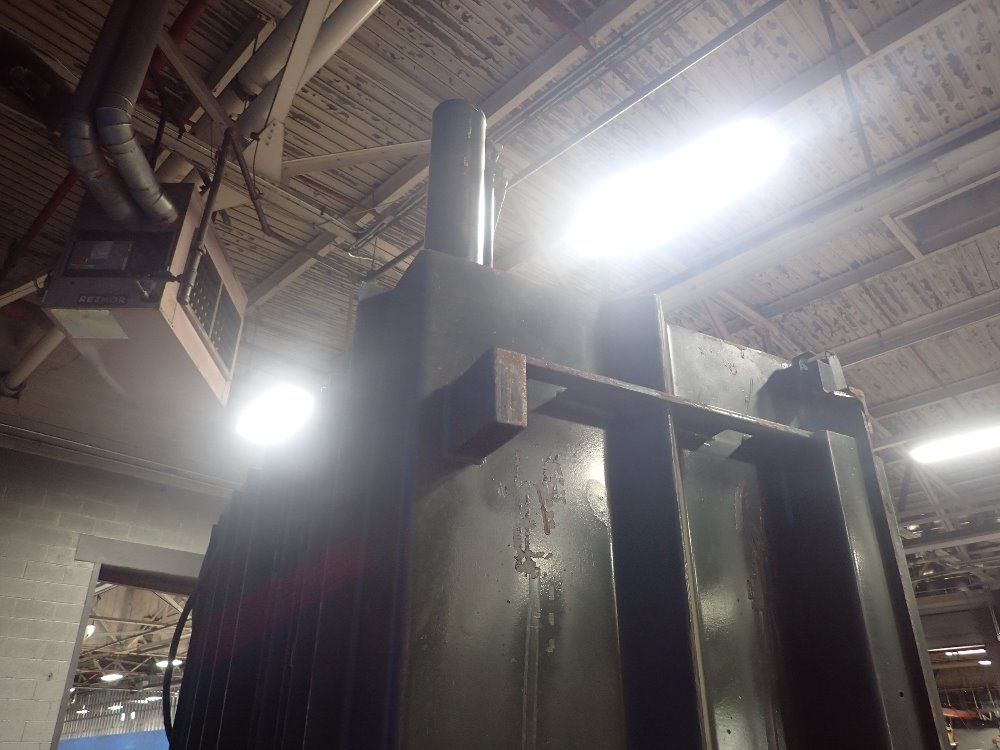 Galbreath 60" X 29" X 47" Baler - Vb2200hd-3060