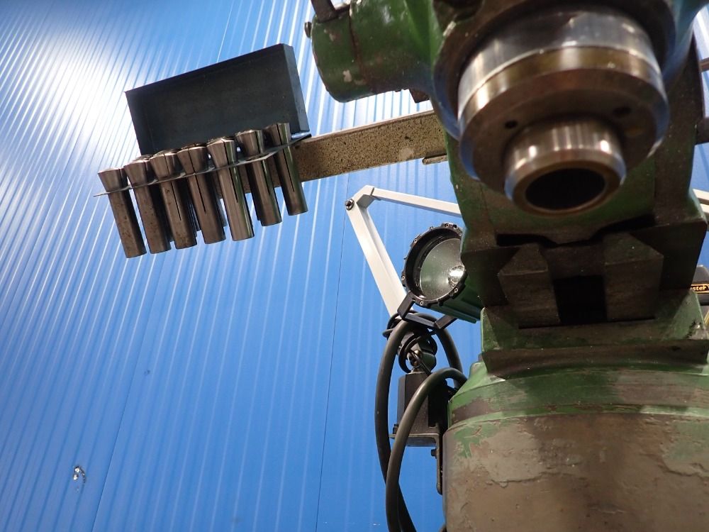 Bridgeport Vertical Mill