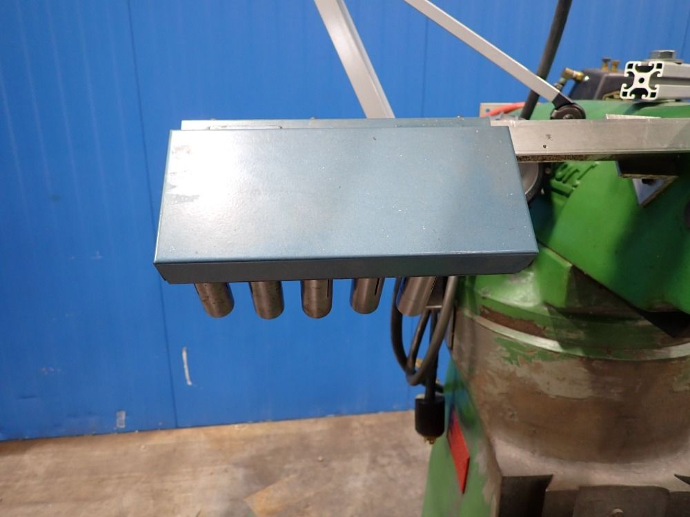 Bridgeport Vertical Mill