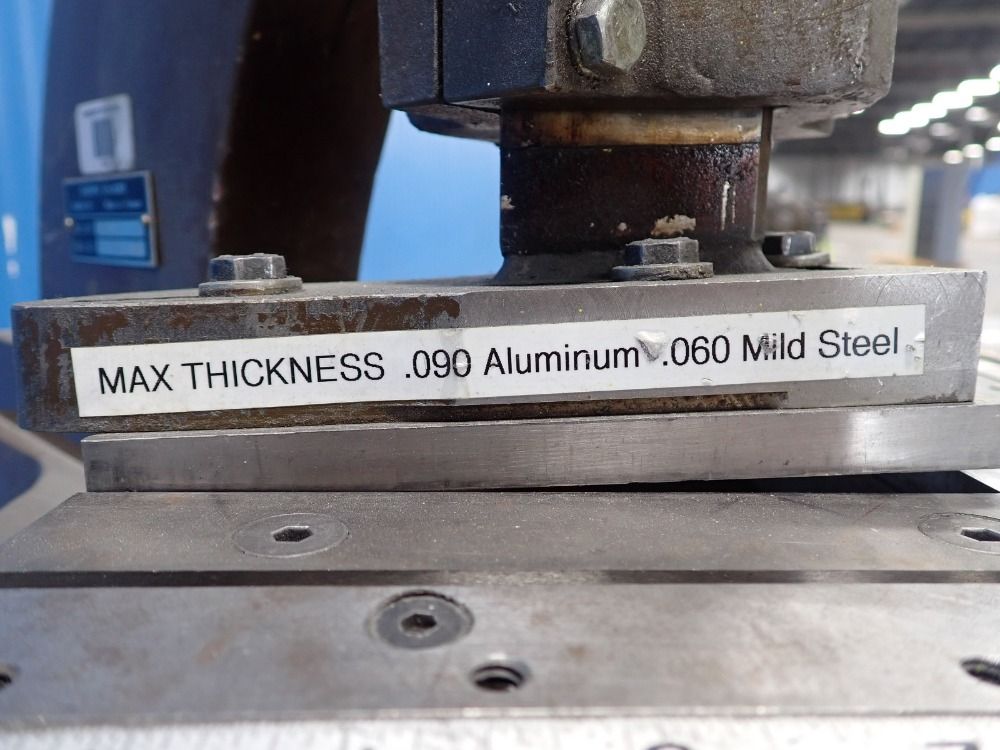 Strippit Di-acro Notcher - 2hn