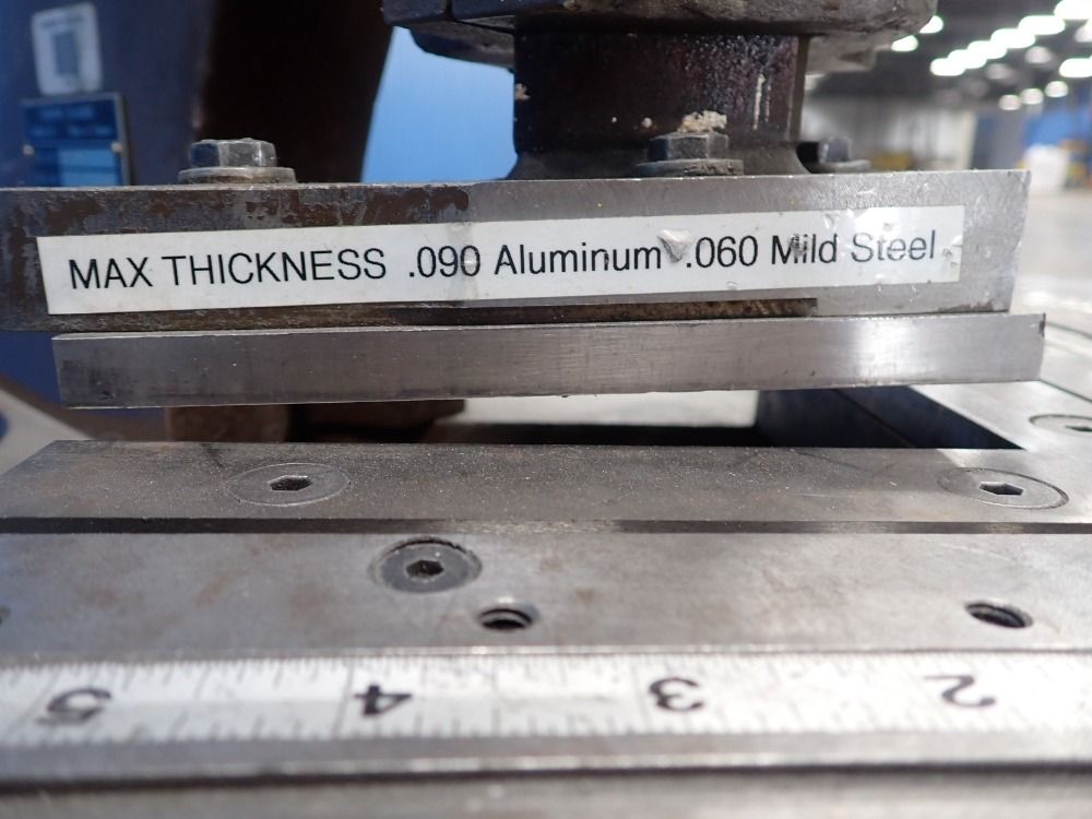 Strippit Di-acro Notcher - 2hn