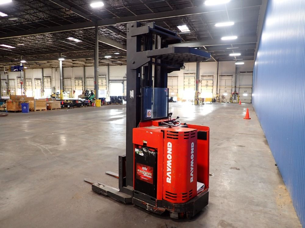 Raymond Electric Forklift - 211-ra30tt