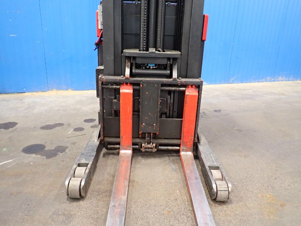 Raymond Electric Forklift - 211-ra30tt