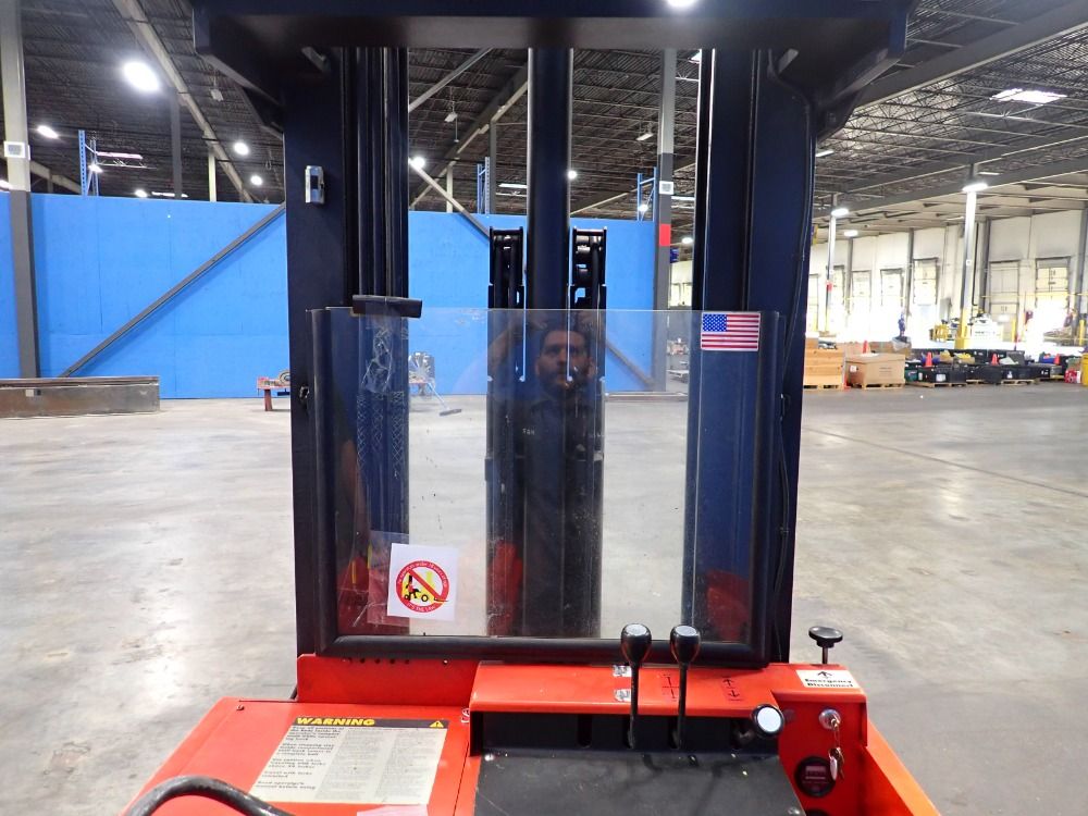 Raymond Electric Forklift - 211-ra30tt