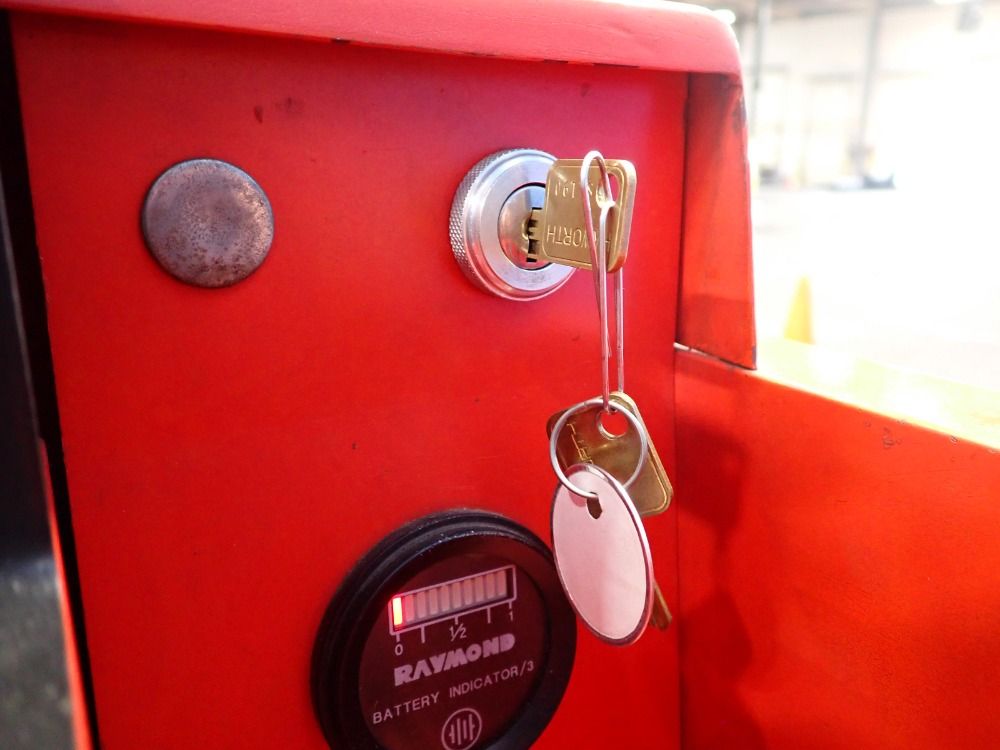 Raymond Electric Forklift - 211-ra30tt