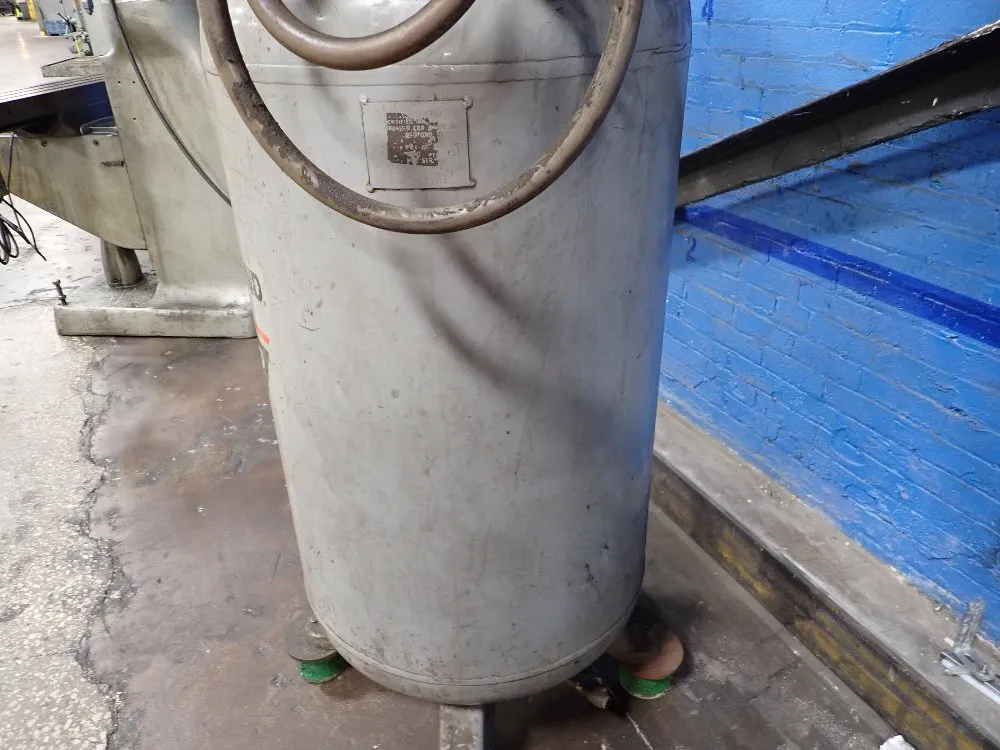 Ingersoll-rand 5/3 Hp Air Compressor - T-30