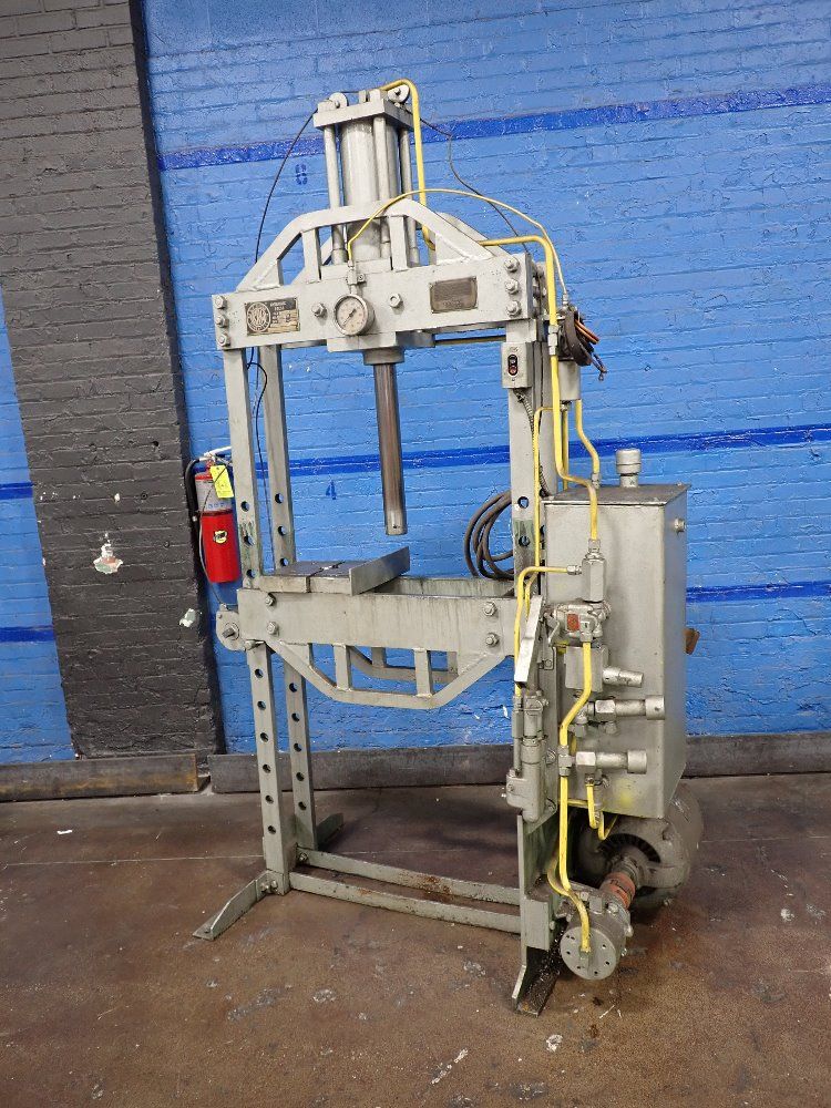 K.r. Wilson 50 Ton Hydraulic Unit - 37emd I