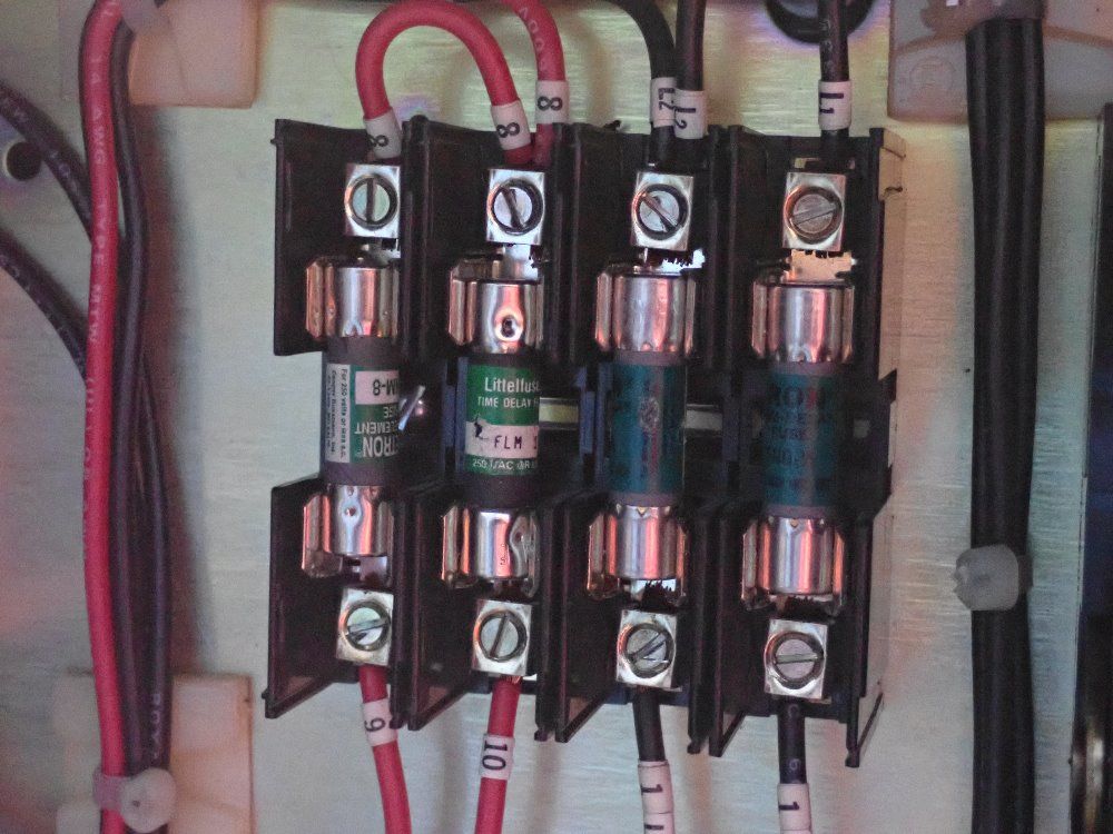 Bridgeport 9"x48" Vertical Mill