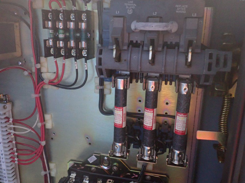 Bridgeport 9"x48" Vertical Mill