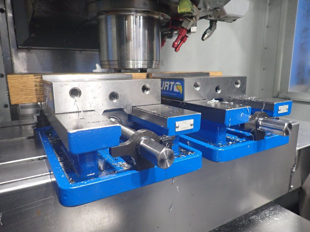 Haas Cnc Vertical Machining Center - Vf-1