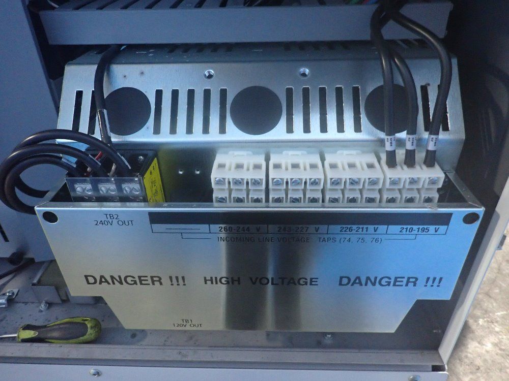 Haas Cnc Vertical Machining Center - Vf-1