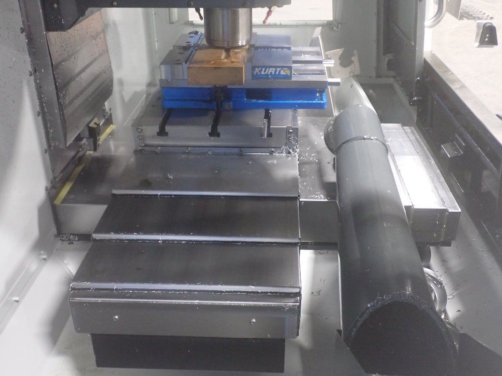 Haas Cnc Vertical Machining Center - Vf-1